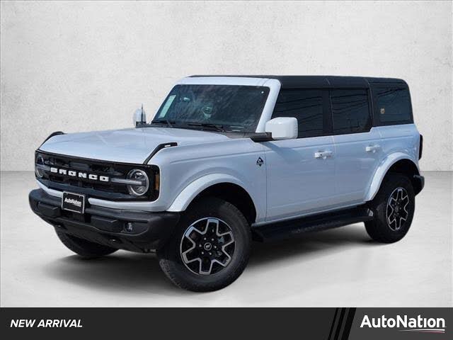 2025 Ford Bronco Outer Banks 4-Door 4WD