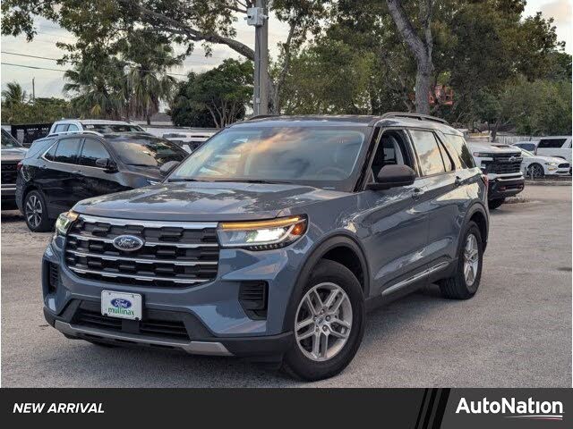 2025 Ford Explorer Active RWD
