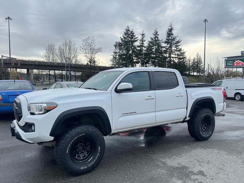 2017 Toyota Tacoma TRD Off Road V6 Double Cab 4WD