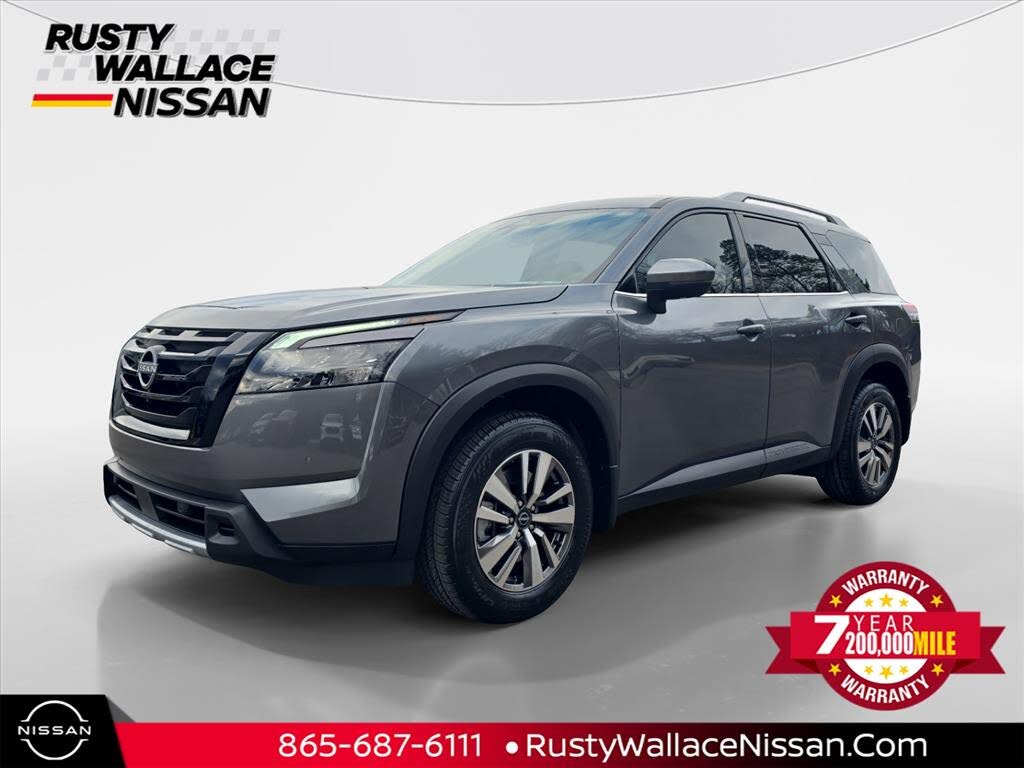 2025 Nissan Pathfinder SL 4WD