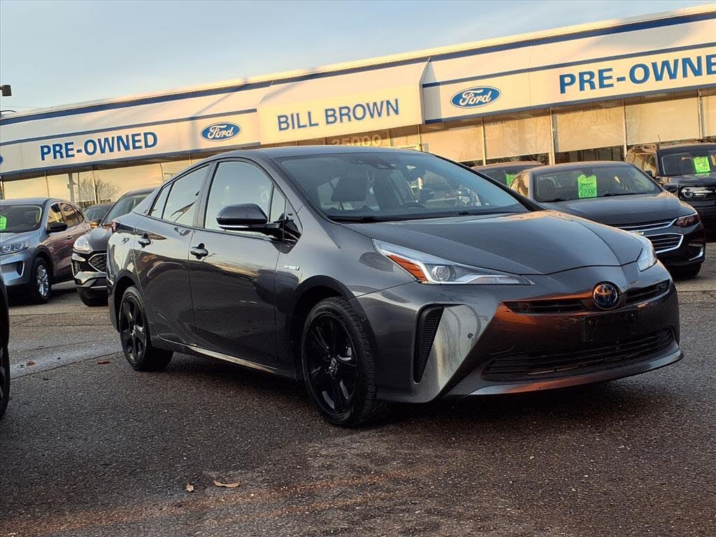 2019 Toyota Prius XLE FWD