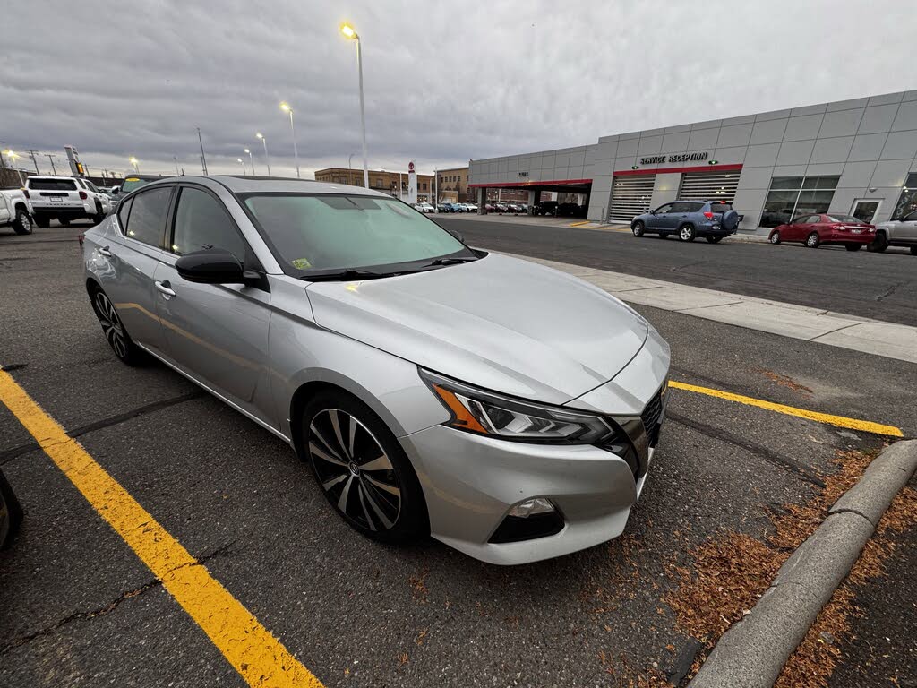 2019 Nissan Altima 2.5 SR FWD