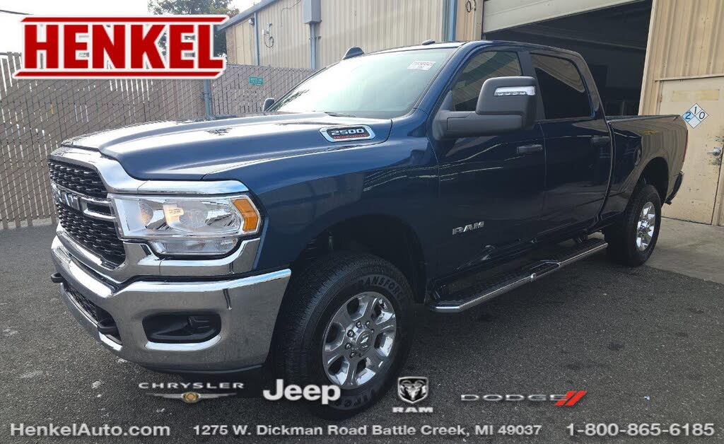 2024 RAM 2500 Big Horn Crew Cab 4WD