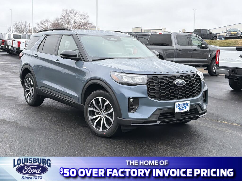 2026 Ford Explorer ST-Line AWD