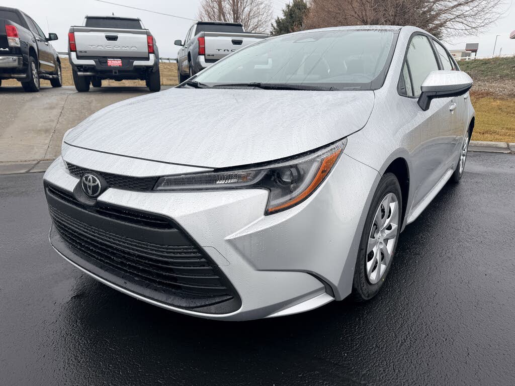 2026 Toyota Corolla LE FWD