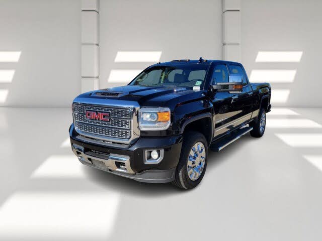 2019 GMC Sierra 2500HD Denali Crew Cab 4WD