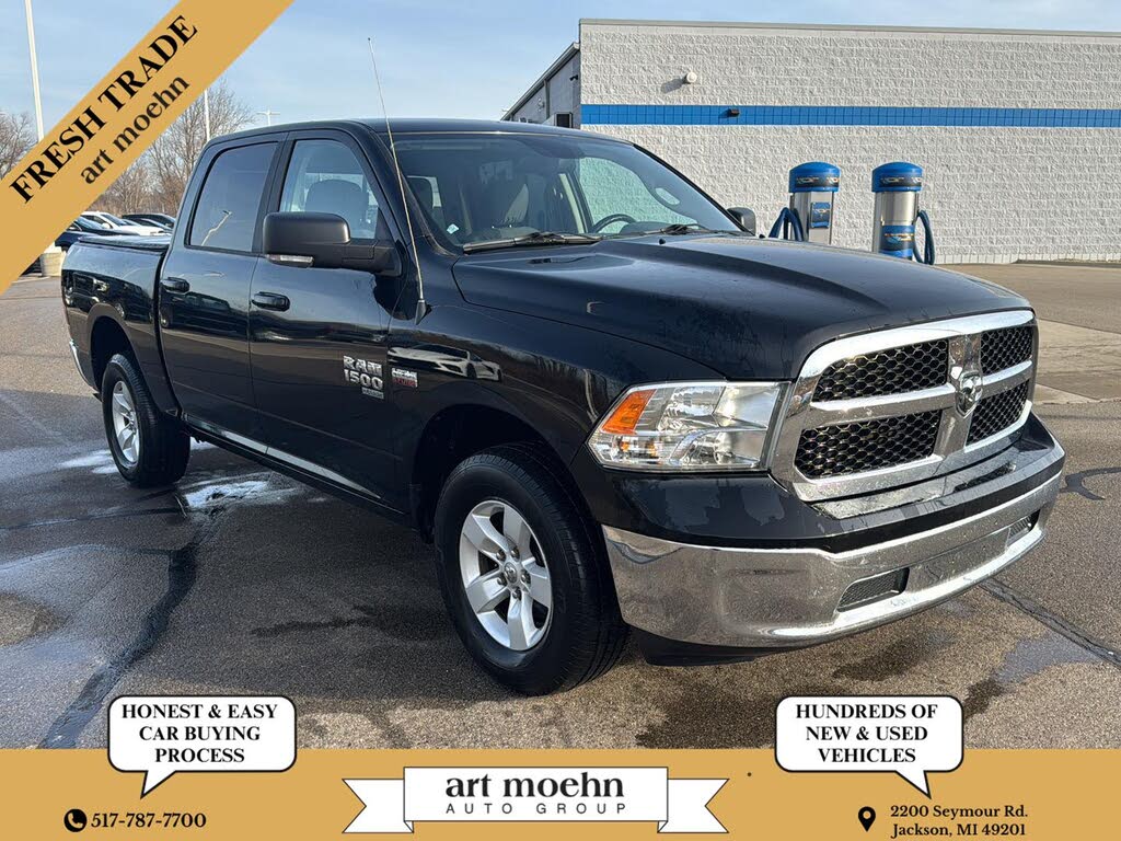 2019 RAM 1500 Classic SLT Crew Cab 4WD