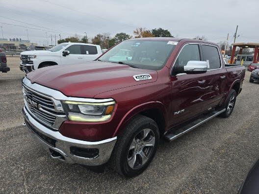 2019 RAM 1500 Laramie Crew Cab 4WD