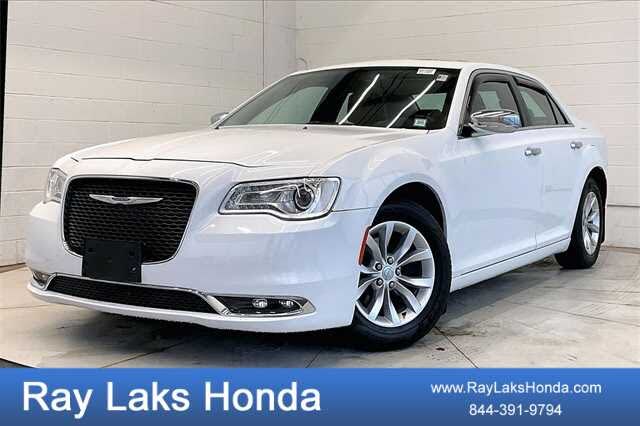 2016 Chrysler 300 Limited Anniversary RWD