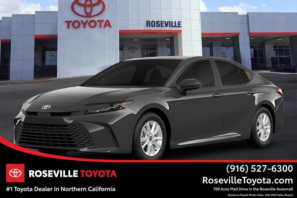 2026 Toyota Camry LE FWD