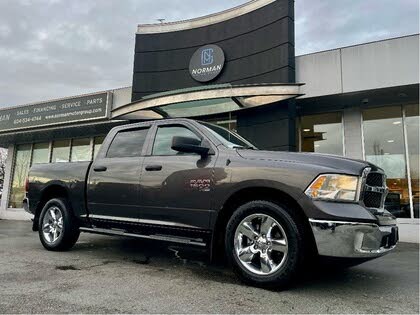RAM 1500 Classic Big Horn Crew Cab 4WD 2019