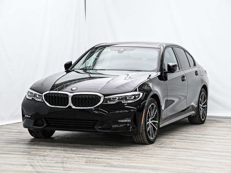 BMW 3 Series 330i xDrive AWD 2022