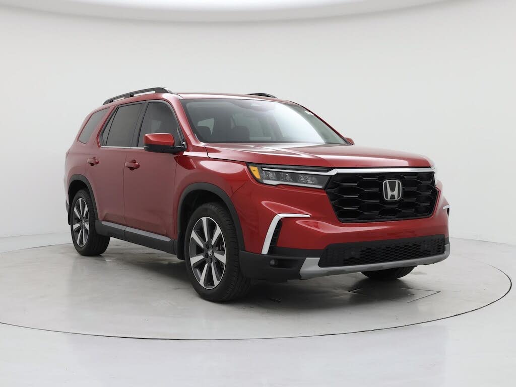 2025 Honda Pilot Touring FWD