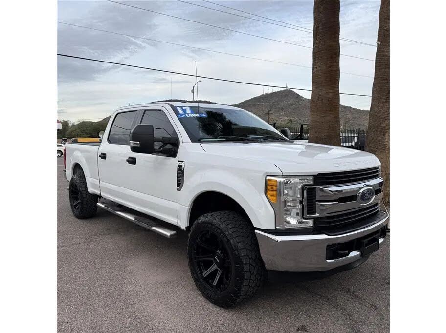 2017 Ford F-250 Super Duty XLT Crew Cab