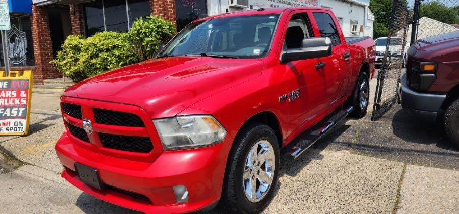 2016 RAM 1500 Express Crew Cab 4WD