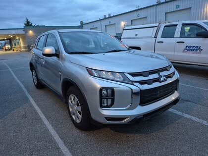 Mitsubishi RVR ES FWD 2025