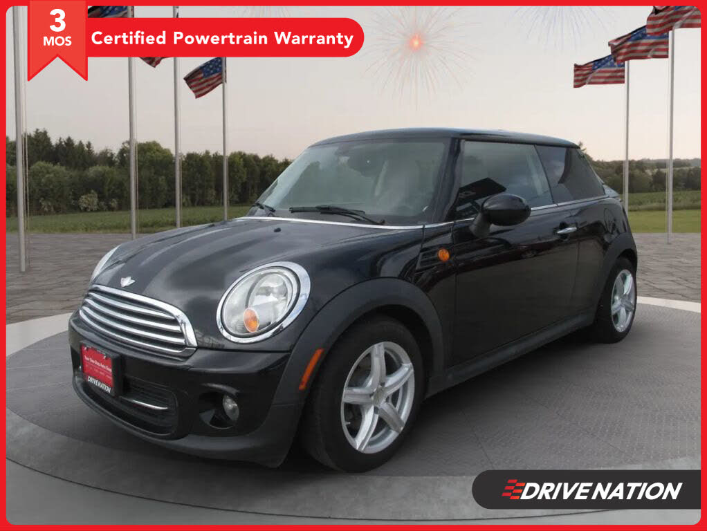 2013 MINI Cooper Hatchback FWD