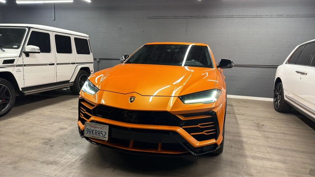 2021 Lamborghini Urus AWD