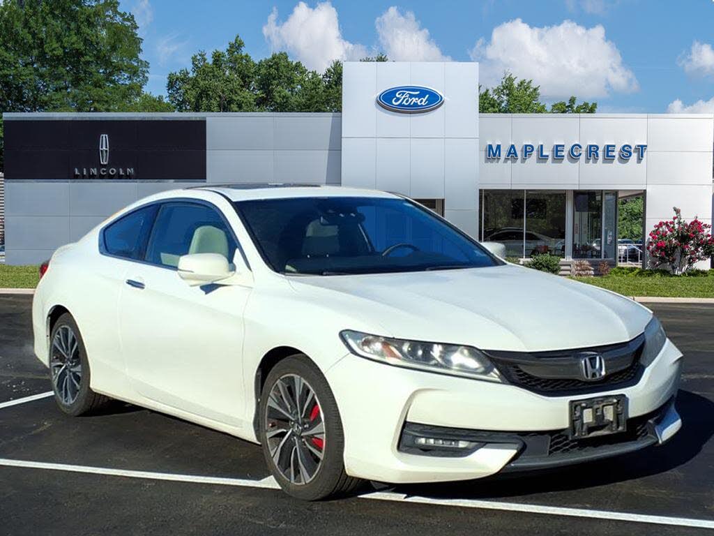 2017 Honda Accord Coupe EX-L with Navi and Honda Sensing