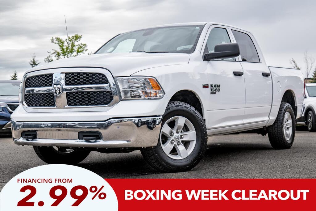 2022 RAM 1500 Classic SLT Crew Cab 4WD