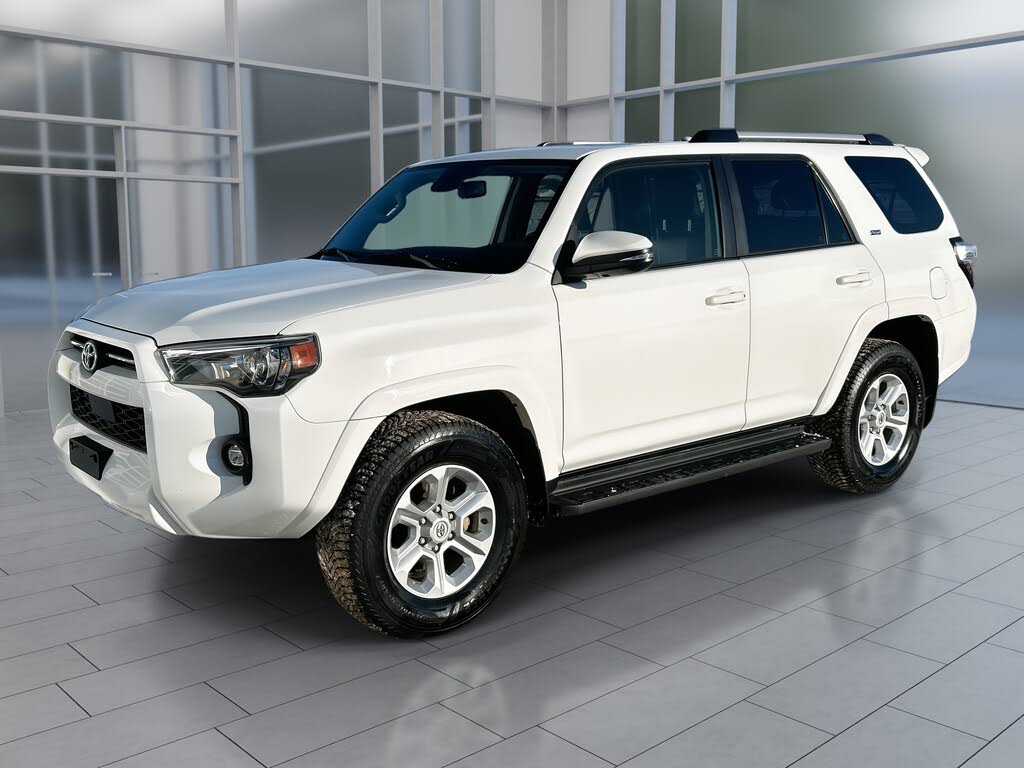 Toyota 4Runner SR5 Premium 4WD 2023