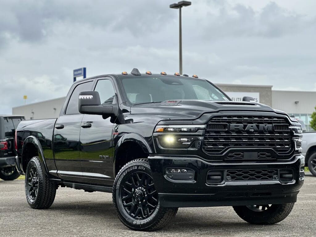 2025 RAM 2500 Limited Crew Cab 4WD