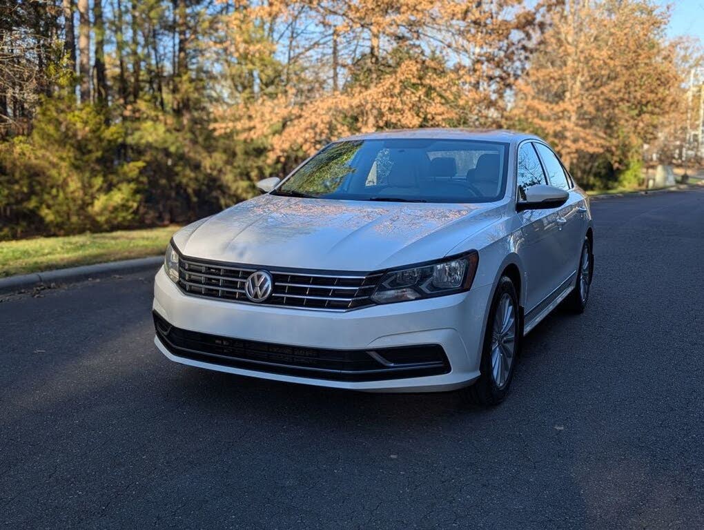 2017 Volkswagen Passat 1.8T SE