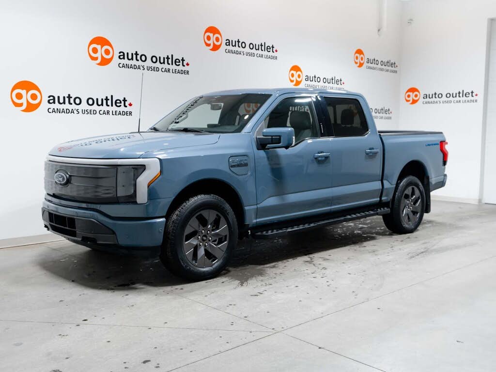 2023 Ford F-150 Lightning Lariat SuperCrew AWD