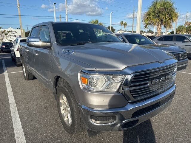 2024 RAM 1500 Laramie Crew Cab 4WD