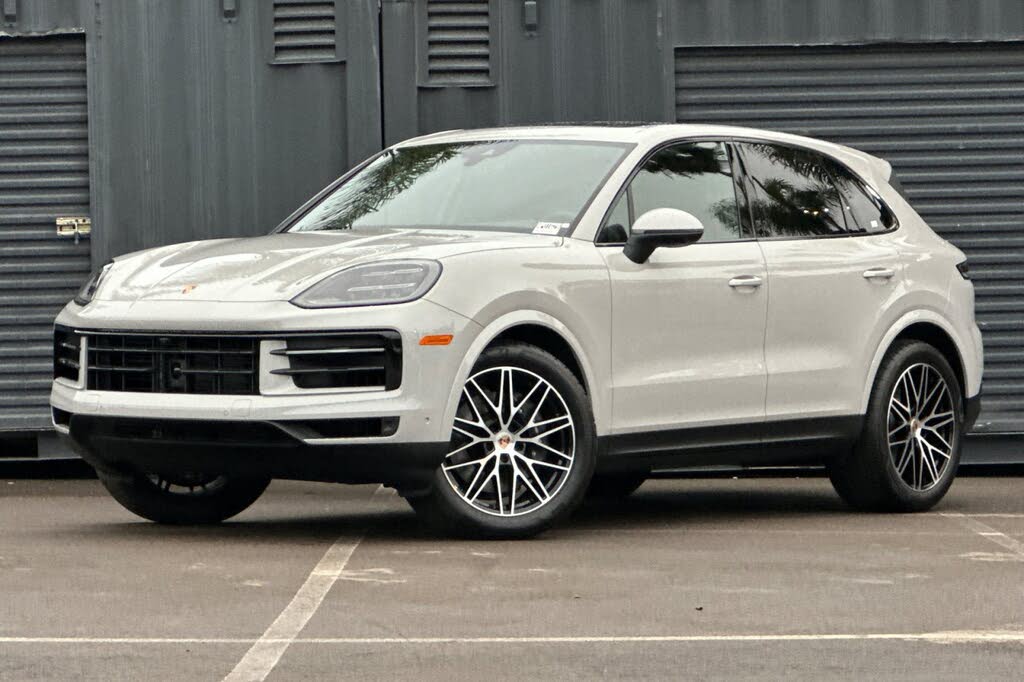 2026 Porsche Cayenne AWD