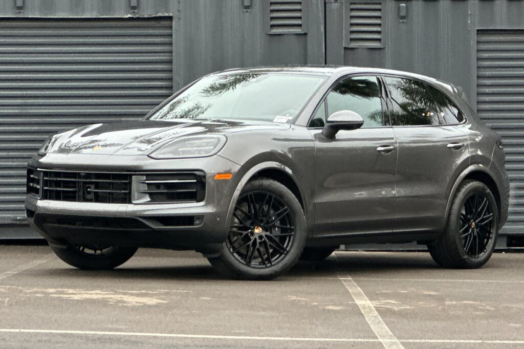 2026 Porsche Cayenne AWD