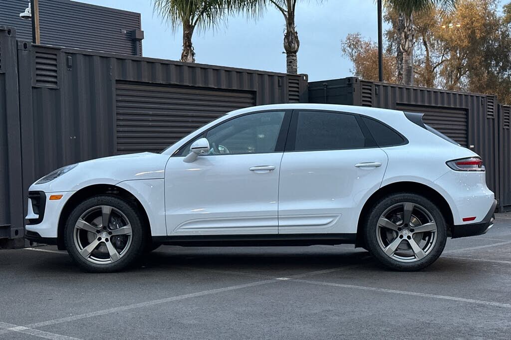 2026 Porsche Macan