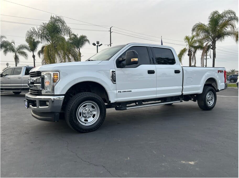 2019 Ford F-350 Super Duty XLT Crew Cab LB 4WD