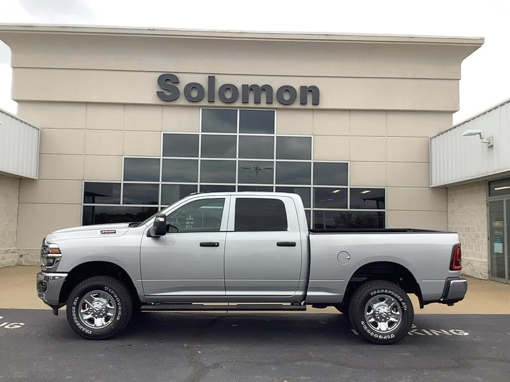 2026 RAM 2500 Tradesman Crew Cab 4WD