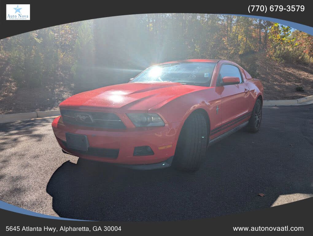 2011 Ford Mustang V6 Premium Coupe RWD