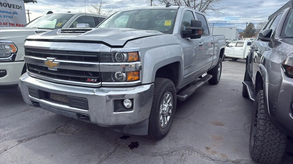 2019 Chevrolet Silverado 2500HD LT Crew Cab 4WD