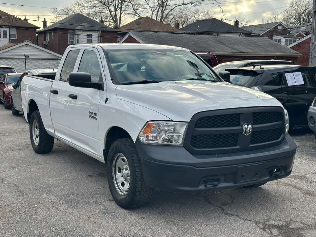 2017 RAM 1500 ST Quad Cab 4WD