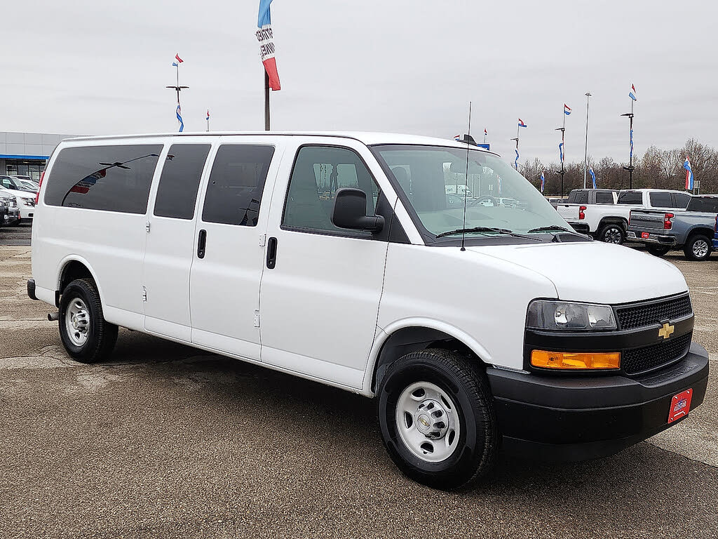 2023 Chevrolet Express 3500 LS Extended RWD
