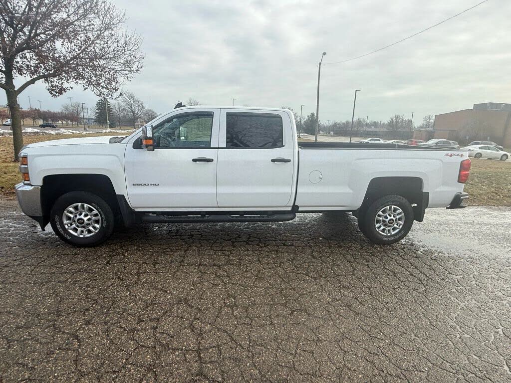 2017 Chevrolet Silverado 2500HD Work Truck Crew Cab LB 4WD