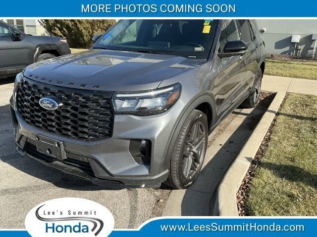 2025 Ford Explorer ST-Line AWD
