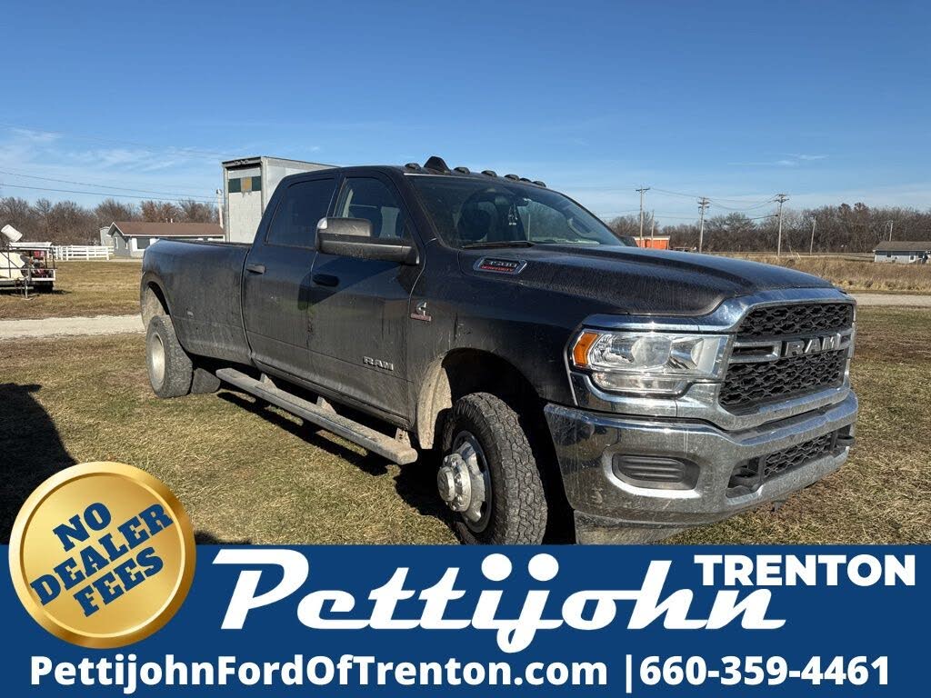 2019 RAM 3500 Tradesman Crew Cab LB DRW 4WD
