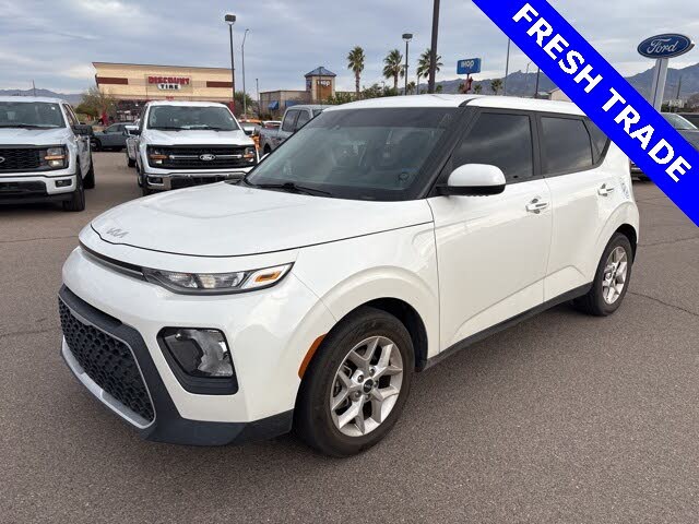 2022 Kia Soul LX FWD