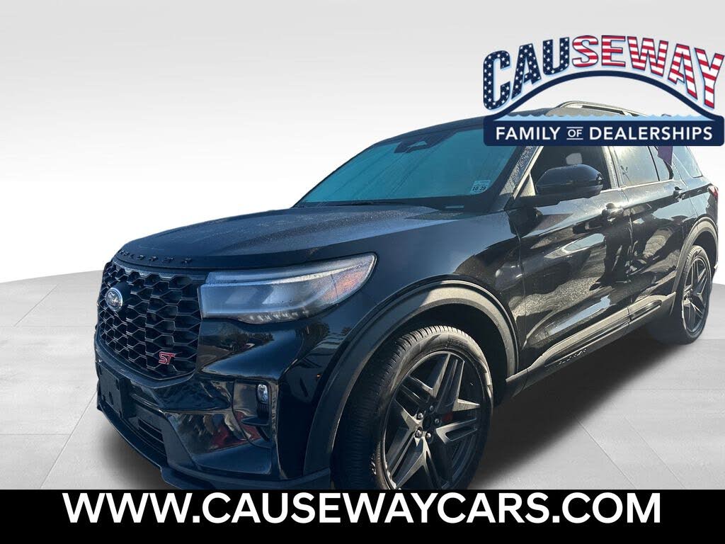 2025 Ford Explorer ST AWD