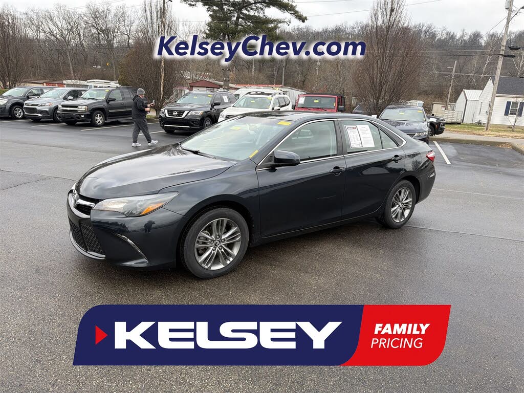 2017 Toyota Camry SE