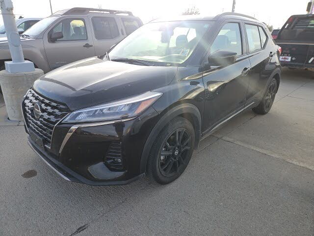 2021 Nissan Kicks SR FWD