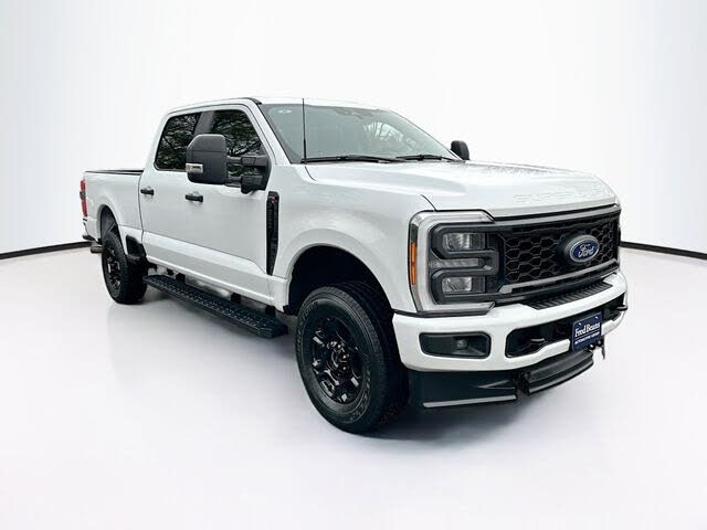 2023 Ford F-350 Super Duty XL Crew Cab 4WD