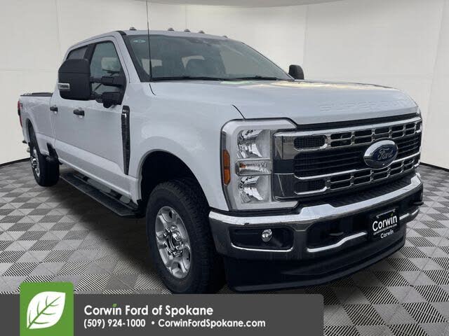 2026 Ford F-350 Super Duty XLT Crew Cab 4WD