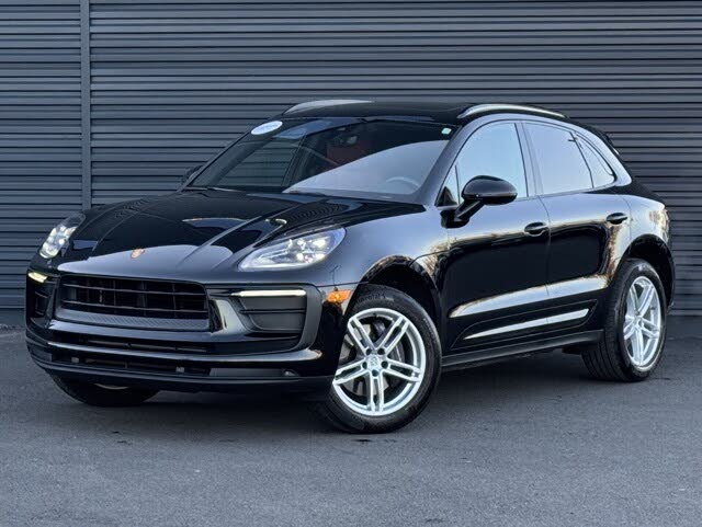 2022 Porsche Macan AWD