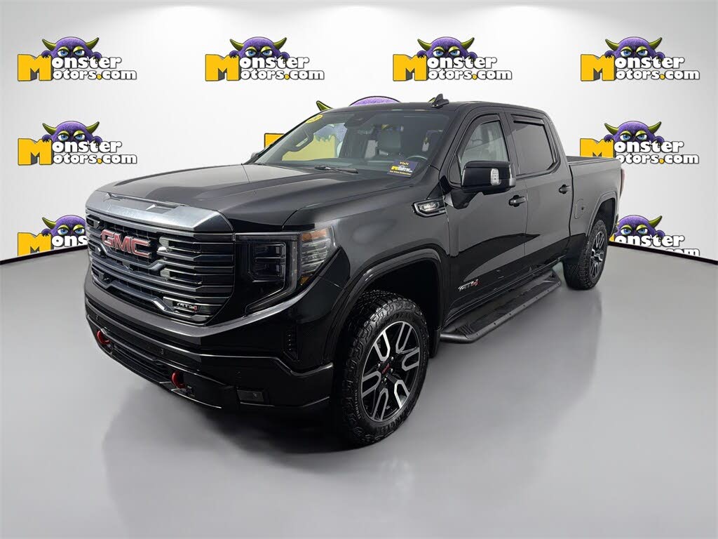 2023 GMC Sierra 1500 AT4 Crew Cab 4WD