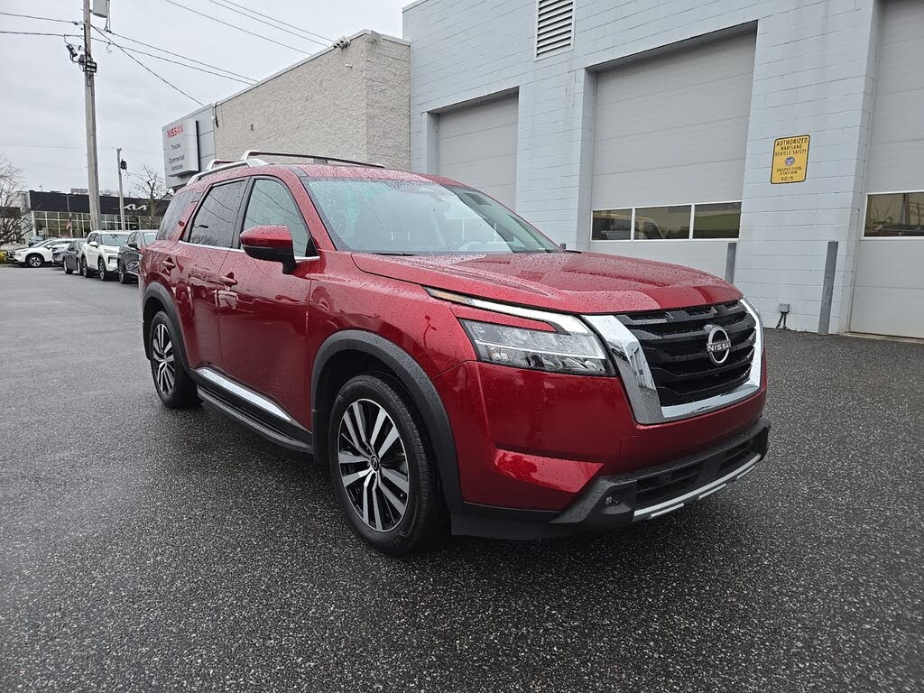 2023 Nissan Pathfinder Platinum 4WD